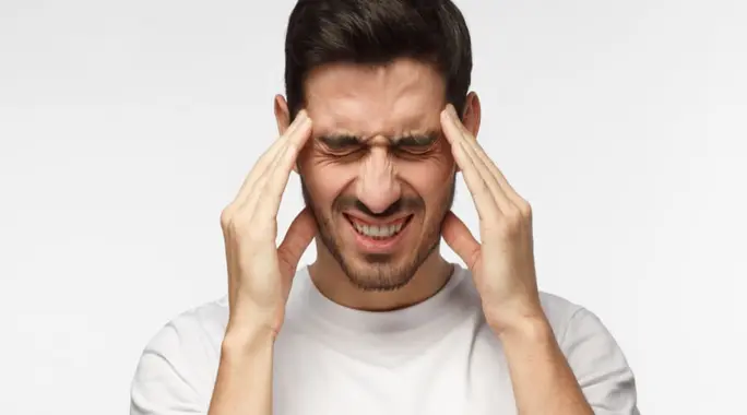 دليلك الشامل: أنواع الصداع وأسبابه وكيفية التعامل معها