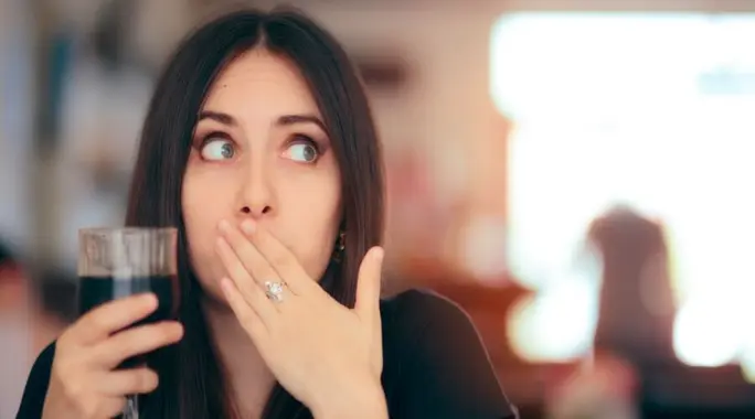 ما هي الحازوقة؟ دليلك الشامل لأسبابها، أعراضها وكيفية التخلص منها