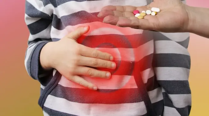 وداعًا لألم المعدة: دليلك الشامل لـ علاج ألم المعدة بسبب الأدوية والوقاية منه