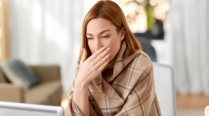 طعم حلو في الفم: أسباب غير متوقعة وراء هذه الظاهرة (والسكري أبرزها!)
