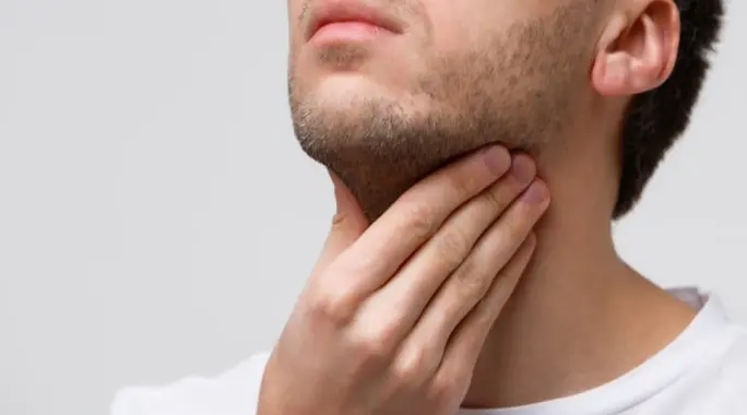 وداعاً لألم الحلق: دليلك الشامل لـ علاج شحطة البلعوم الفعال