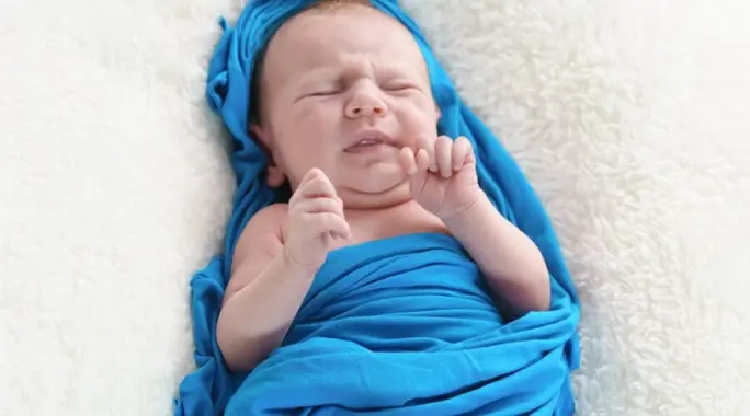 أعراض التشنج العصبي عند الأطفال: دليل شامل للتشخيص والعلاج