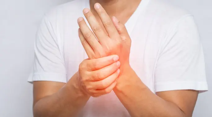 هل التهاب المفاصل مرض مزمن؟ فهم شامل للحالة وإدارتها