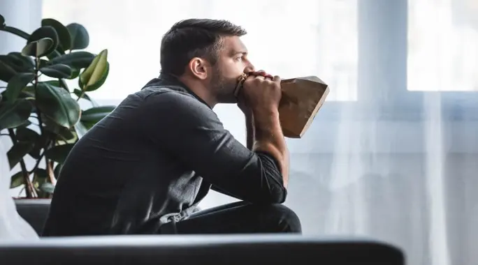 نوبة الهلع واضطراب الهلع: دليلك الشامل لفهم العلاقة والتعامل معهما