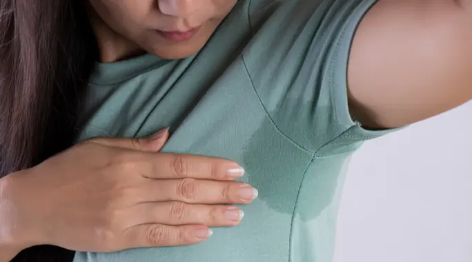 أسباب التعرق الزائد: دليل شامل لفهم فرط التعرق والتعامل معه