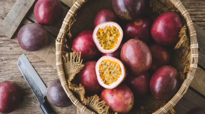 اكتشف فاكهة العاطفة: فوائد مذهلة وطعم لذيذ لصحة أفضل وحياة حيوية