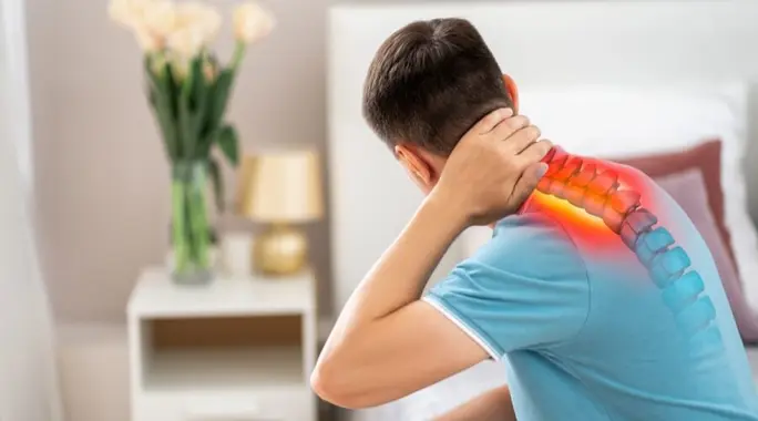 ديسك الرقبة: هل يشفى تمامًا؟ دليل شامل للعلاج والتعافي
