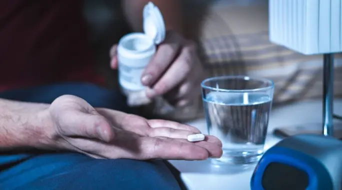 دليلك الشامل لـ طريقة استخدام الميلاتونين: جرعات، توقيت، ونصائح للنوم الأمثل