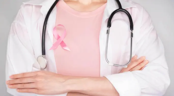 كم تستغرق مدة علاج سرطان الثدي؟ دليل شامل للمراحل والعوامل المؤثرة