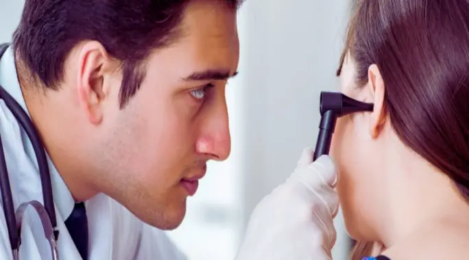 علاج ثقب طبلة الأذن بدون جراحة: دليل شامل للتعافي والرعاية
