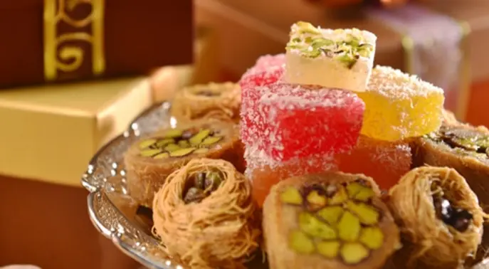 العيد بلا وزن زائد: 7 نصائح ذكية لتجنب زيادة الوزن في العيد والاستمتاع بوجباته!