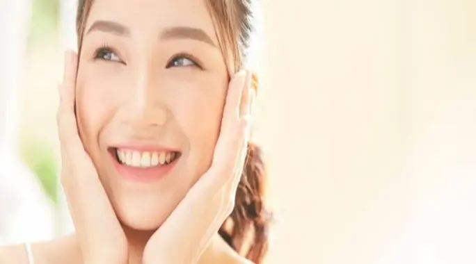 Shield Your Glow: Simple Yet Powerful Ways to Protect Your Skin from Daily Pollutants