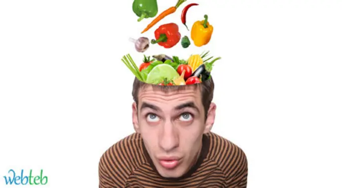 قوة عقلك في طبقك: كيف يعزز الغذاء تنشيط الذاكرة وعمل الدماغ؟