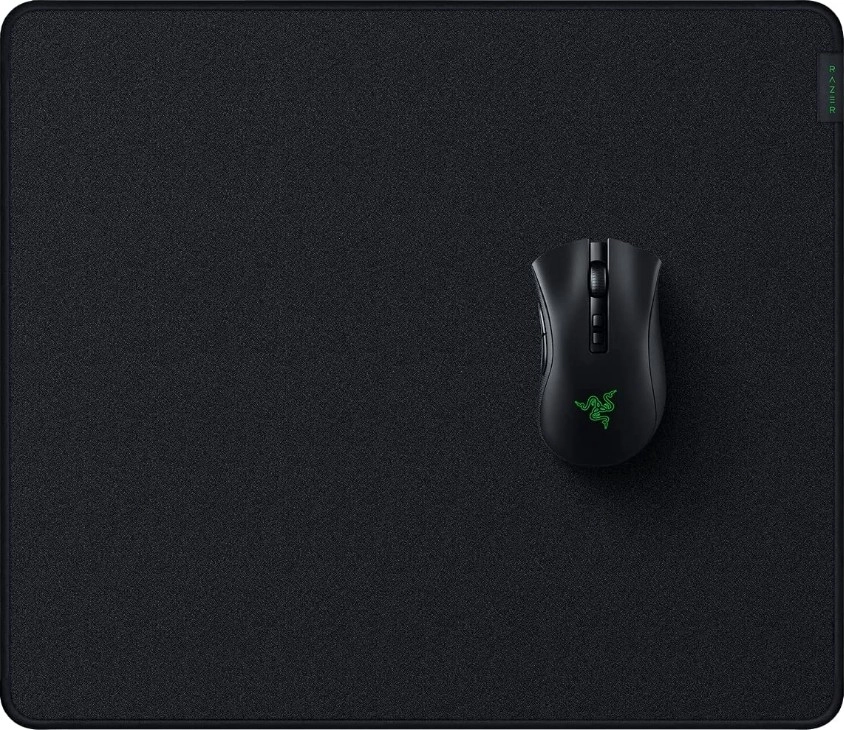 Razer Strider Hybrid Mouse Mat RZ02-03810200-R3M1 Review &#8211; Smooth Swipes &#038; Optimized for Optical Sensors