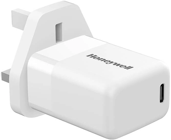 Honeywell Zest Charger PD30W Review: Fast Charging, But Is It Worth It?