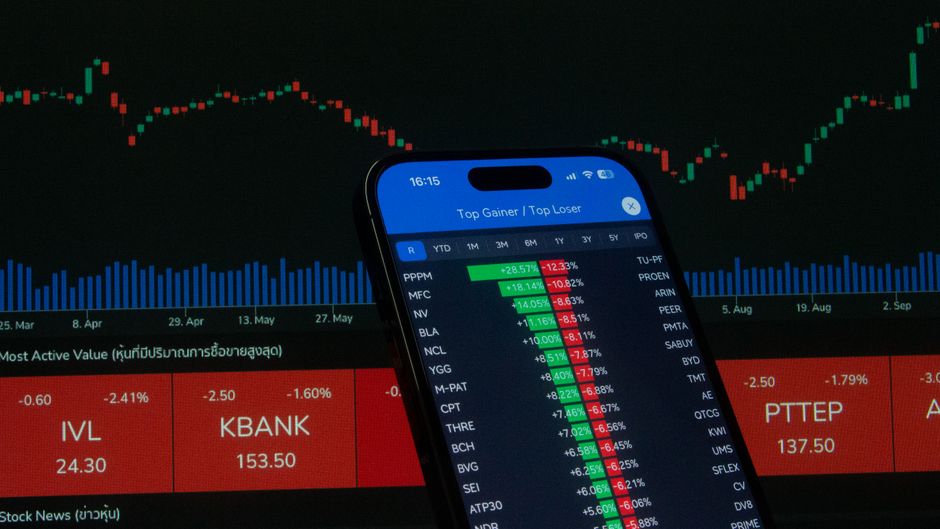 أسعار الأسهم الحالية تداول 2026: دليل شامل للمستثمرين السعوديين