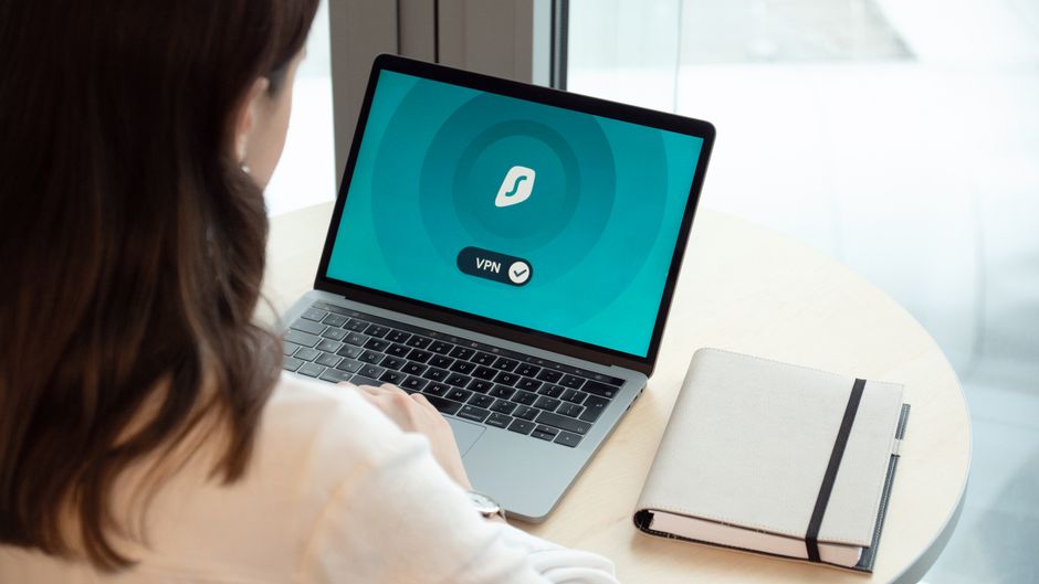 أفضل خوادم VPN آمنة للسعودية 2026: دليل شامل للاختيار الأمثل