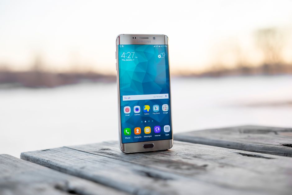 مراجعة Galaxy S26 الكاملة: أفضل هاتف ذكي في 2026