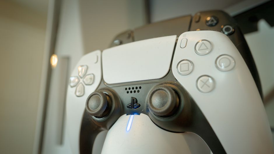 سعر بلايستيشن 5 في السعودية 2026: آخر التحديثات والعروض