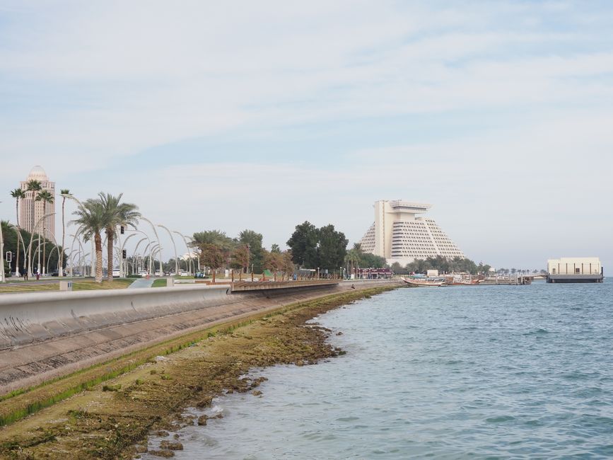 صورة لكورنيش جدة على ساحل البحر الأحمر
