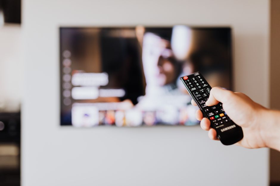 65 Inch Neo QLED 4K Smart TV (2022) QA65QN90BAUXZN Titan Black Review