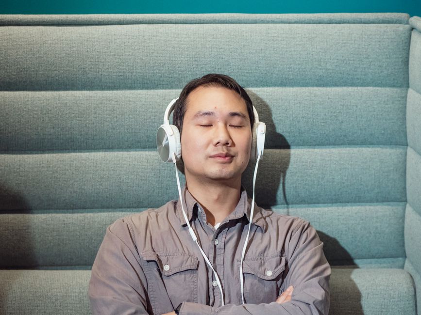 Lenovo G40-B Pro Wired Headphones Review: Immersive Sound &#038; Comfort
