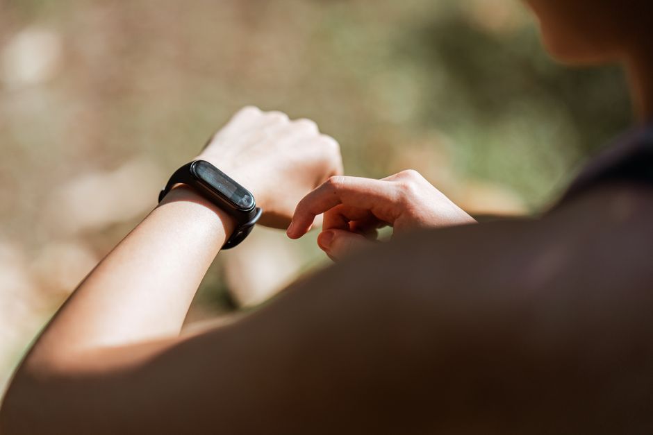 Y13 Smartwatch Review: A Comprehensive Look at the H13 Fitness Tracker