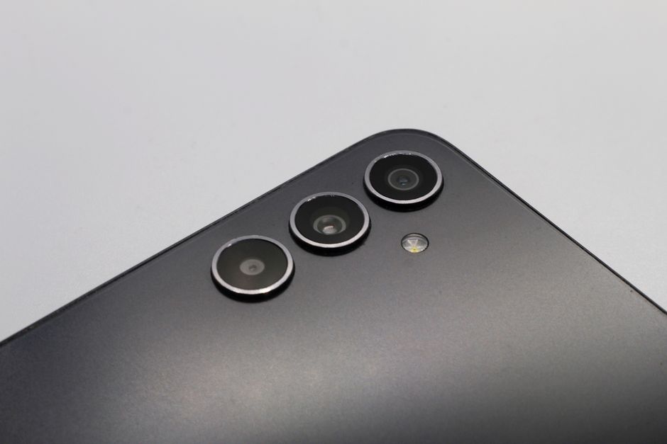 Samsung Galaxy A55 5G Case Review: Rotational Ring Kickstand &#038; Magnetic Mount &#8211; Model Number: Samsung Galaxy A55