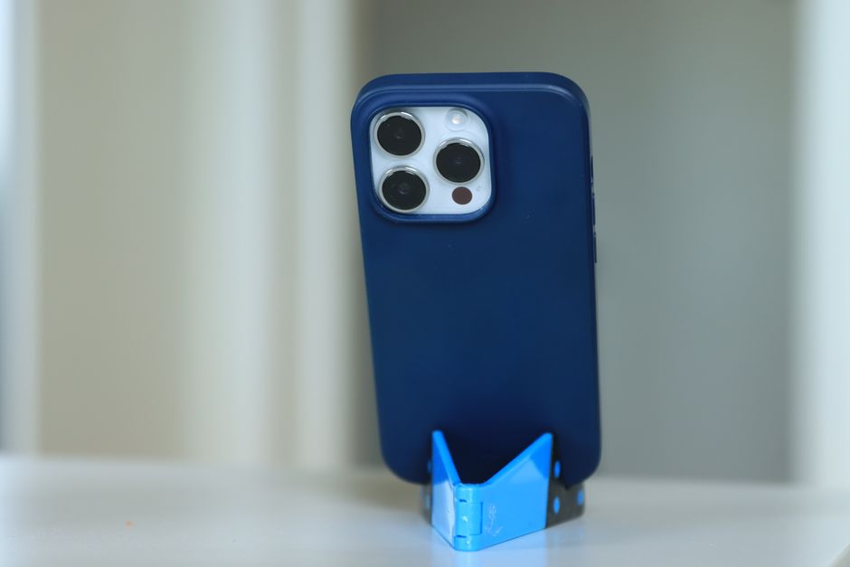 Minthouz Cell Phone Stand (Model #15323) Review &#8211; Is it Worth It?