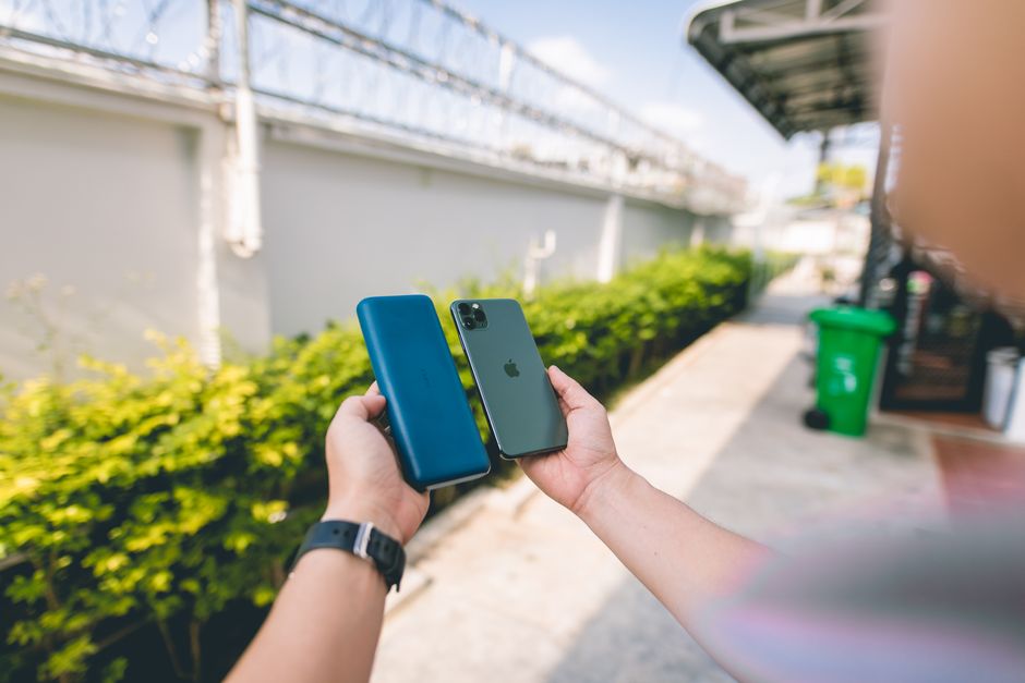 Belkin BoostCharge Magnetic Power Bank BPD004btWT Review: 5000mAh MagSafe Power Bank Tested