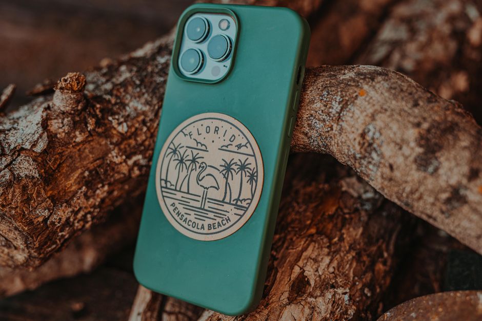 iPhone 13 Pro Case (PC002) Review: MagSafe Compatible Glitter Case