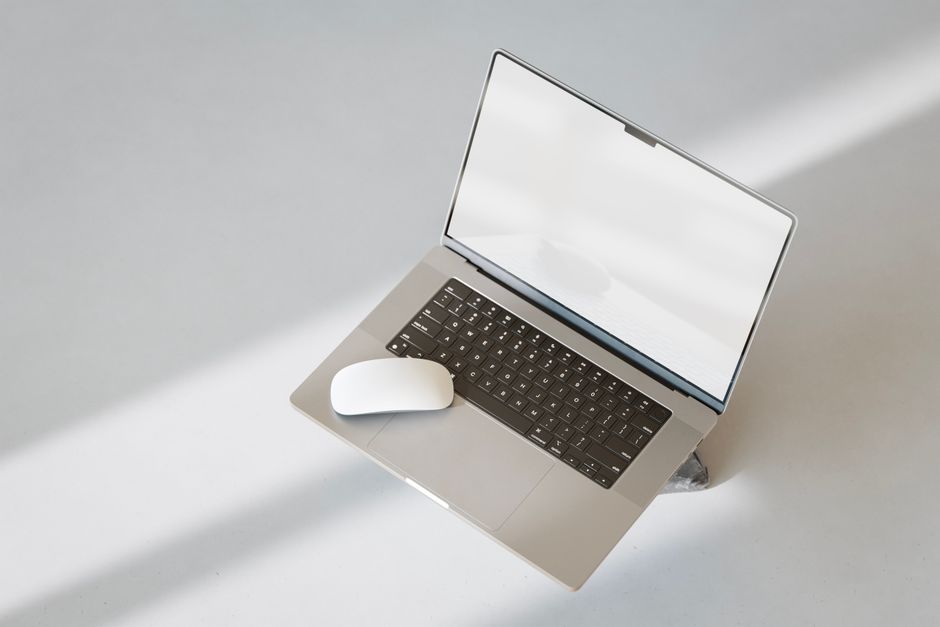 Surface Laptop 7 Copilot+ (ZGM-00050) Review: Powerful Performance in a Sleek Package