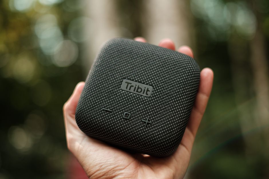 SoundLink Flex Portable Bluetooth Speaker (2nd Gen, 887612-0200) Review &#8211; A Deep Dive