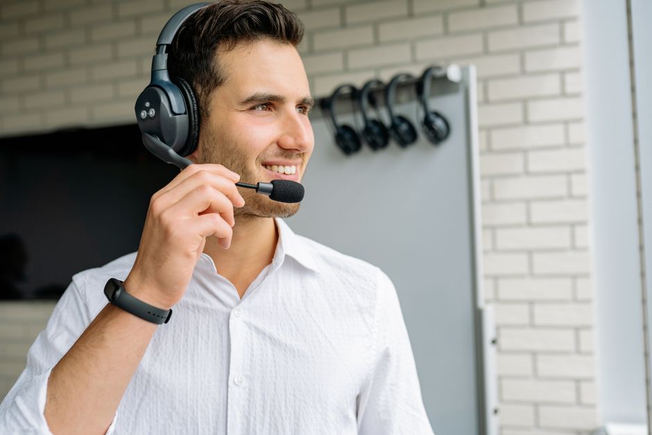 BOYA BY-V2 (Lightning) Wireless Lavalier Microphone Review