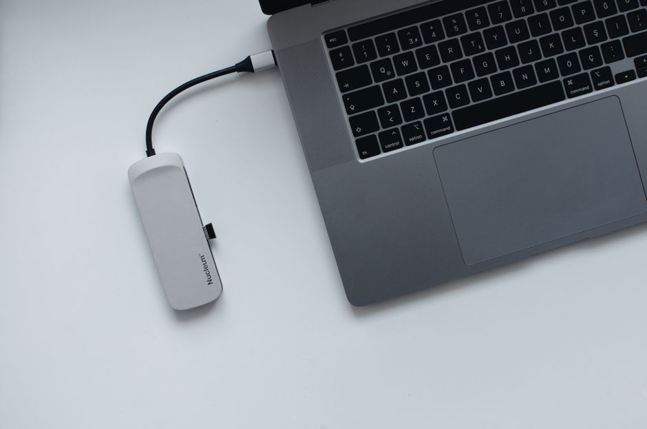 USB C Hub Multiport Adapter HUB-6IN1 Review: 6-in-1 Portable Dongle