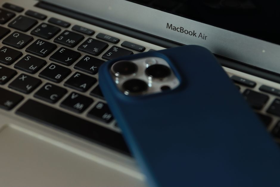 iPhone 14 Plus Silicone Case Review: Full Protection &#038; Soft Touch?