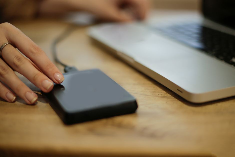 2-In-1 Power Bank And Data Cable Storage Bag Grey (Model Number: ABC123) Review