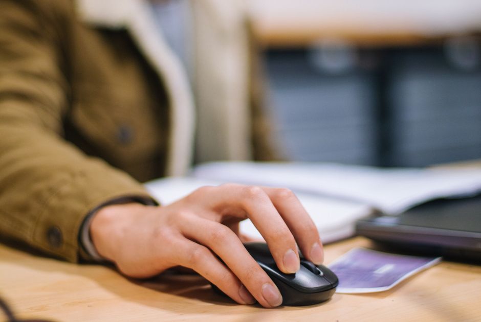 Signature M650 (910-006253) Wireless Mouse Review: Silent Clicking and Multi-Device Bliss?