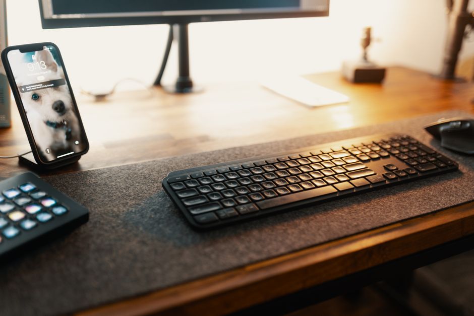 Baseus K01B / B00955504833-00 Bluetooth Wireless Tri-Mode Keyboard Review