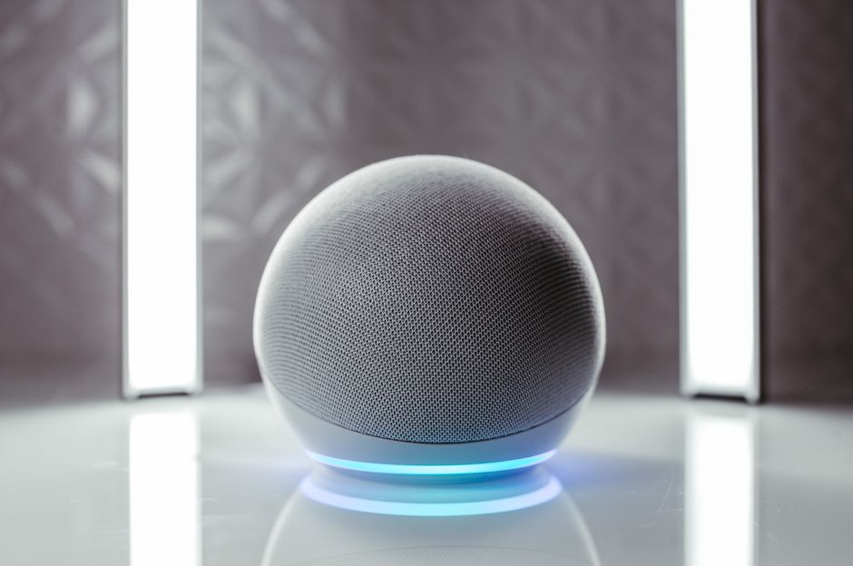 Dot 5th Gen Smart Speaker (C2N6L4) Review: Vibrant Sound and Alexa Integration