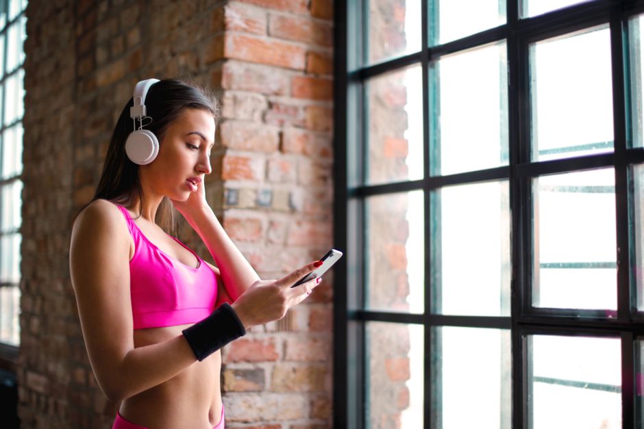 Sleep Headphones Wireless, Bluetooth Sports Headband Headphones (Black) Review