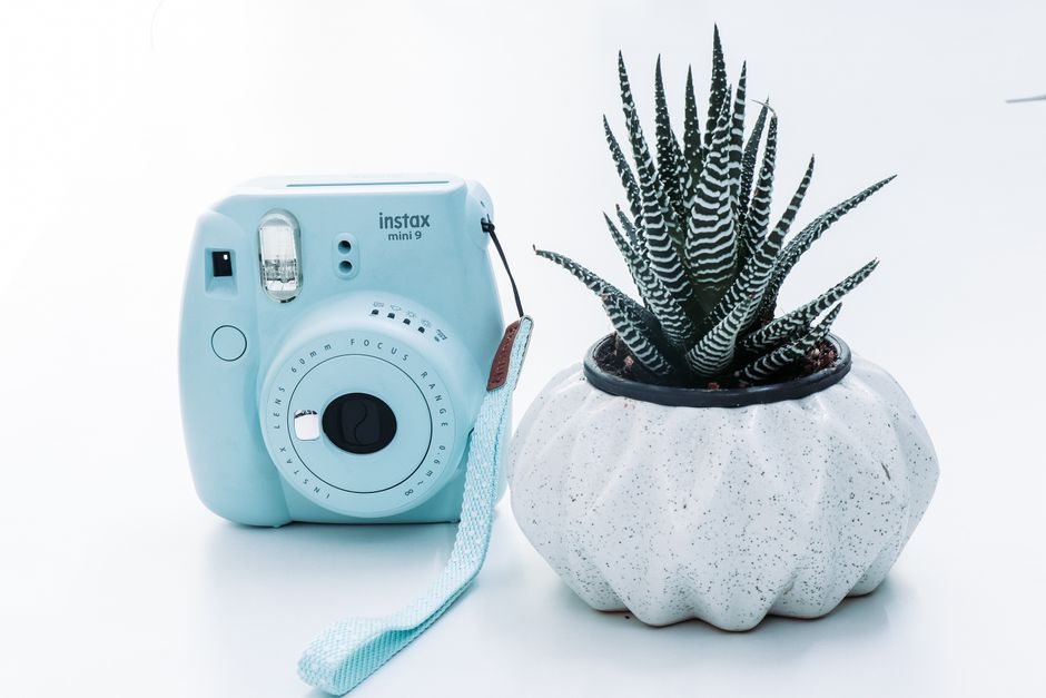Instax Mini 12 (Instax Mini 12) Instant Film Camera Review: Mint Green