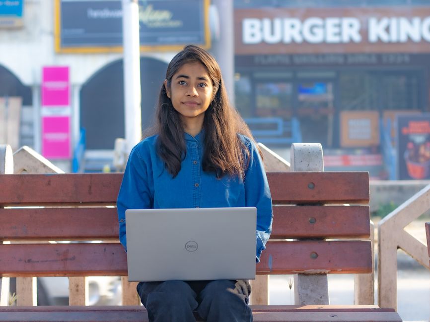 Dell Latitude 5420 (Intel Core i5-1145G7) Review: A Powerful Business Companion?