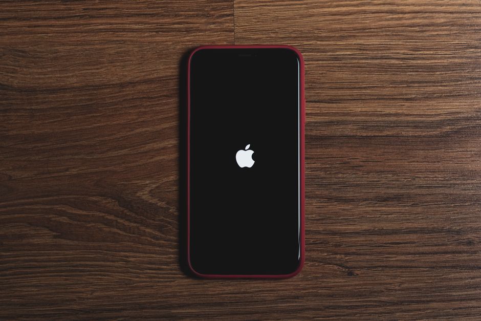 Inkoo-MB119 Magnetic Adsorption Case For Apple iPhone XR Black/Clear Review