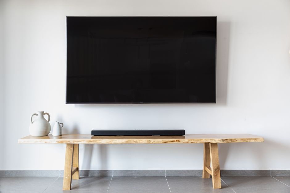 2.0 Channel 120W Single Unit Compact Soundbar HT-S100F Black Review